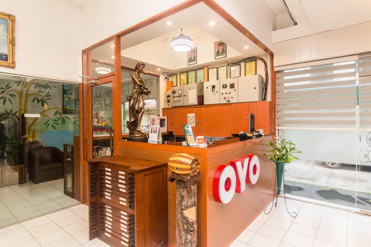 Vaccinated Staff - Oyo 1771 Zeke Hotel Batam Exterior foto